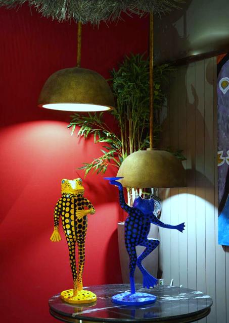 Slippytoads Figurine Lamp