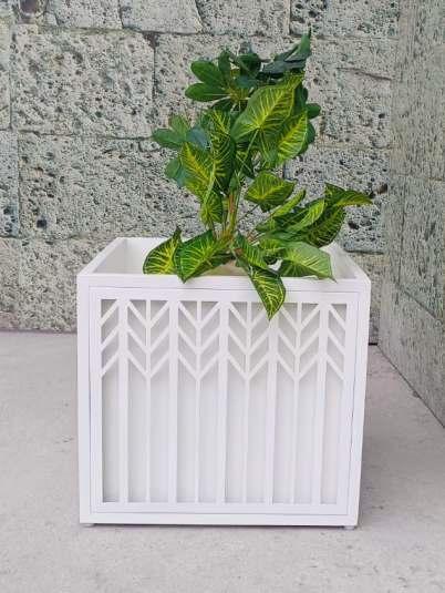 Carved Box Planter PW-13